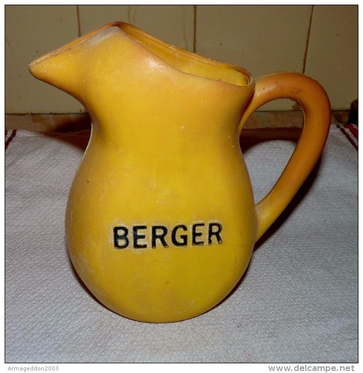 VINTAGE ANCIEN PICHET BERGER EN PLASTIQUE JAUNE MADE IN FRANCE - Karaf