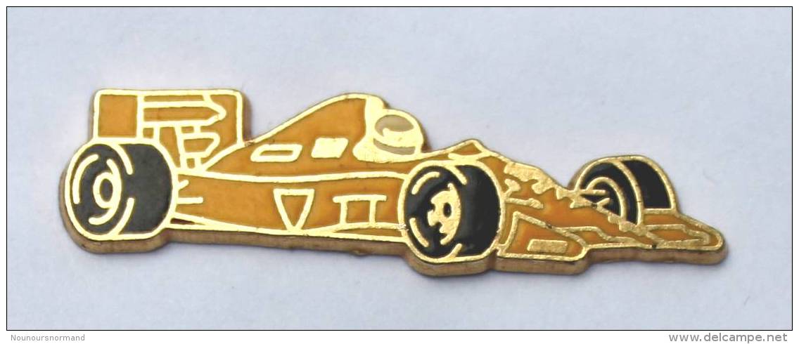 Pin´s Voiture FORMULE 1 JAUNE - Zamac -  F547 - Automobile - F1