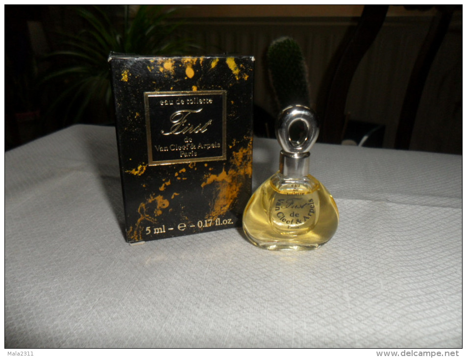 ANCIEN ECHANTILLON / FIRST DE VAN CLEEF & ARPELS   / EdeT  5 Ml  / PLEIN - Miniaturen Flesjes Dame (met Doos)