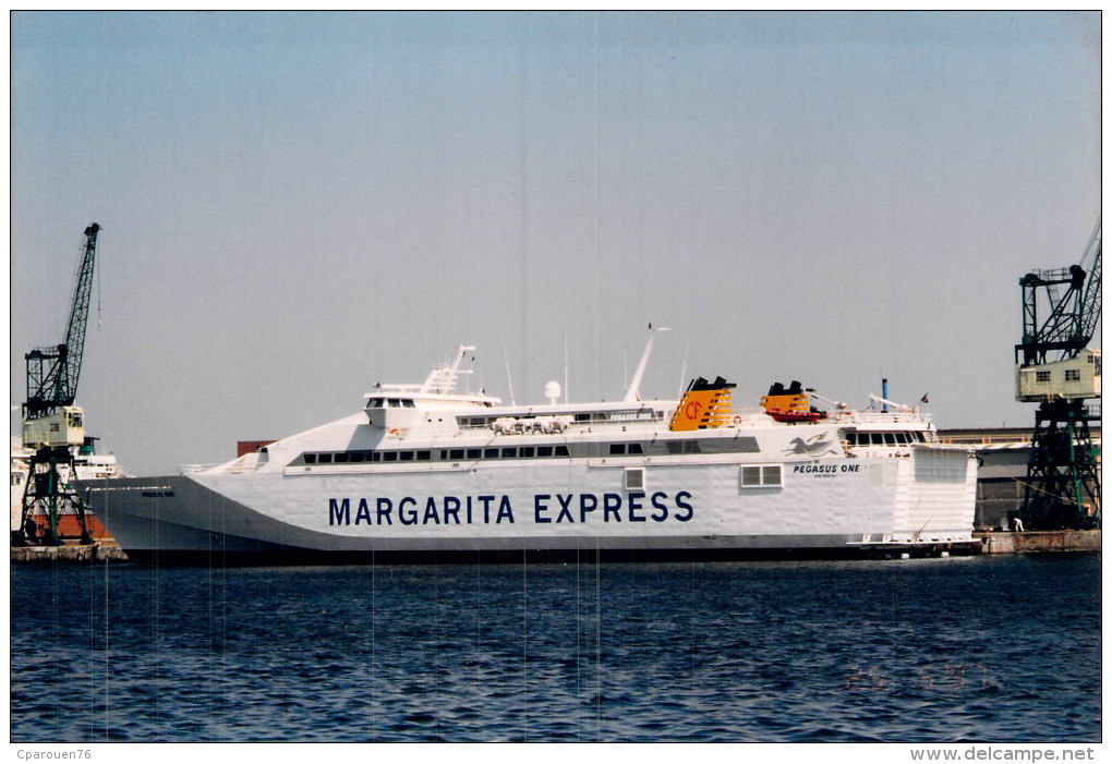 Photo Bateau " Margarita " Express Commerce Maritime Port Transport Mer - Barche