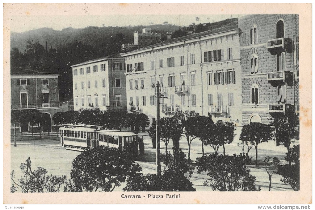 04537 "CARRARA - PIAZZA FARINI" ANIMATA, TRAMWAY. CART  SPED 1927 - Carrara