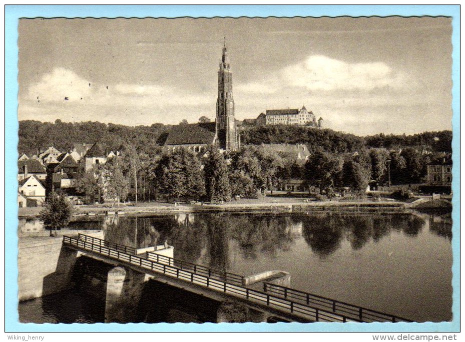 Landshut - S/w Blick Zur Martinskirche Und Burg Trausnitz - Landshut