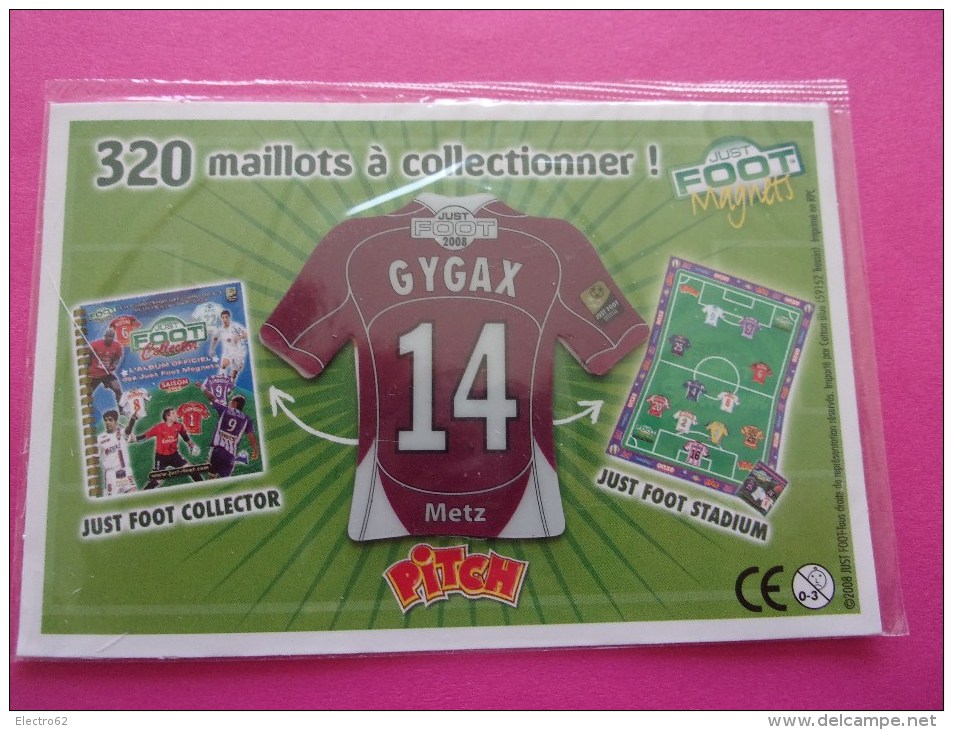 Magnet Pasquier Pitch Football  Metz GYGAX 14  Foot  Calcio Soccer Voetbal Fußball Fútbol Fotball - Sport