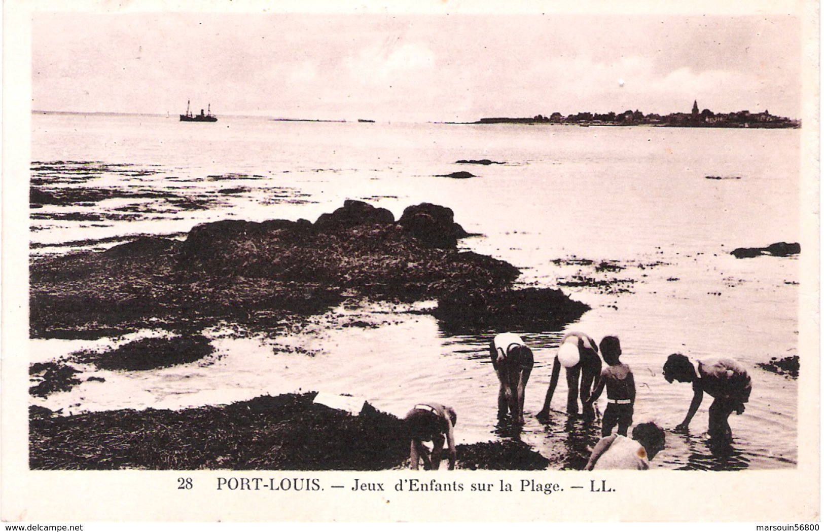 CPA - N° 28 -  Dept 56 - PORT LOUIS - Jeux D'enfants Sur La Plage . - Port Louis