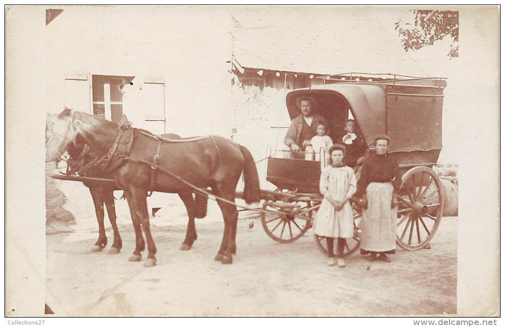 95-VIARMES - CARTE PHOTO - INTERIEUR DE LA FERME DE L'AULNAY - Viarmes