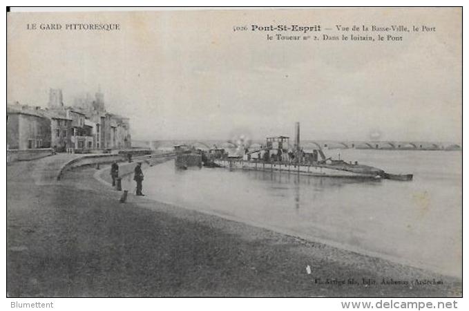 CPA GARD Pont Saint Esprit Circulé Le Toueur - Pont-Saint-Esprit