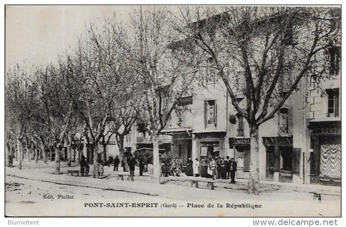 CPA GARD Pont Saint Esprit écrite - Pont-Saint-Esprit