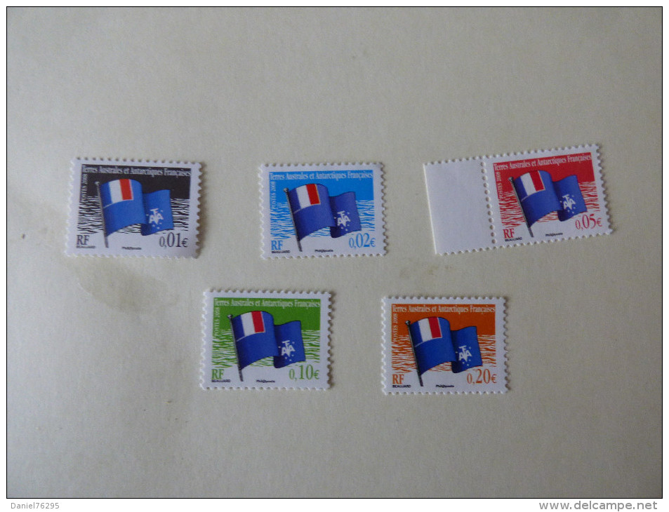 Timbres TAAF - Neufs