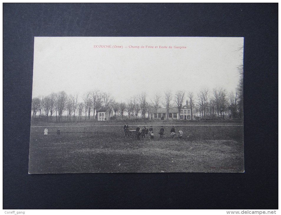 Ecouché - Champ De Foire Et école Des Garçons - Attelage Animée - Ecouche