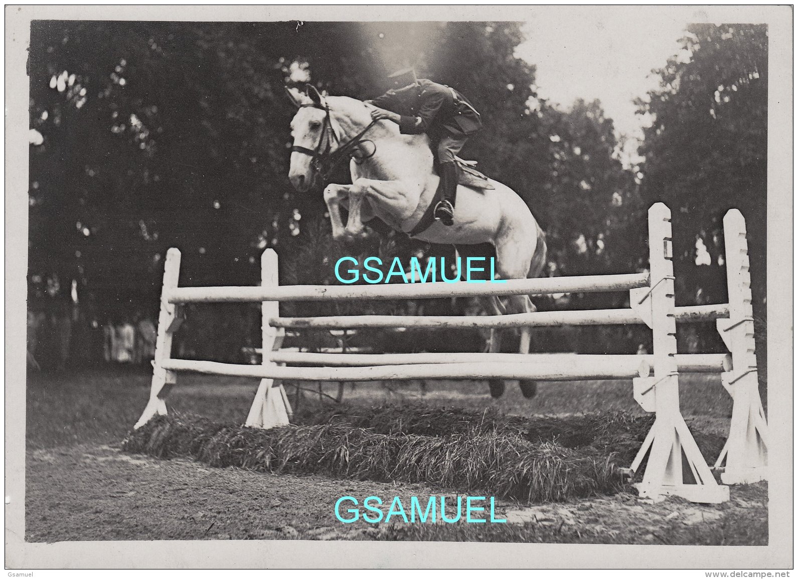 33 - Photo Original De A. Gaillard Bordeaux 1928  - Cavalier Saut D'obstacle, Militaire, Chevaux. Format 13/18 Cm. - Horses