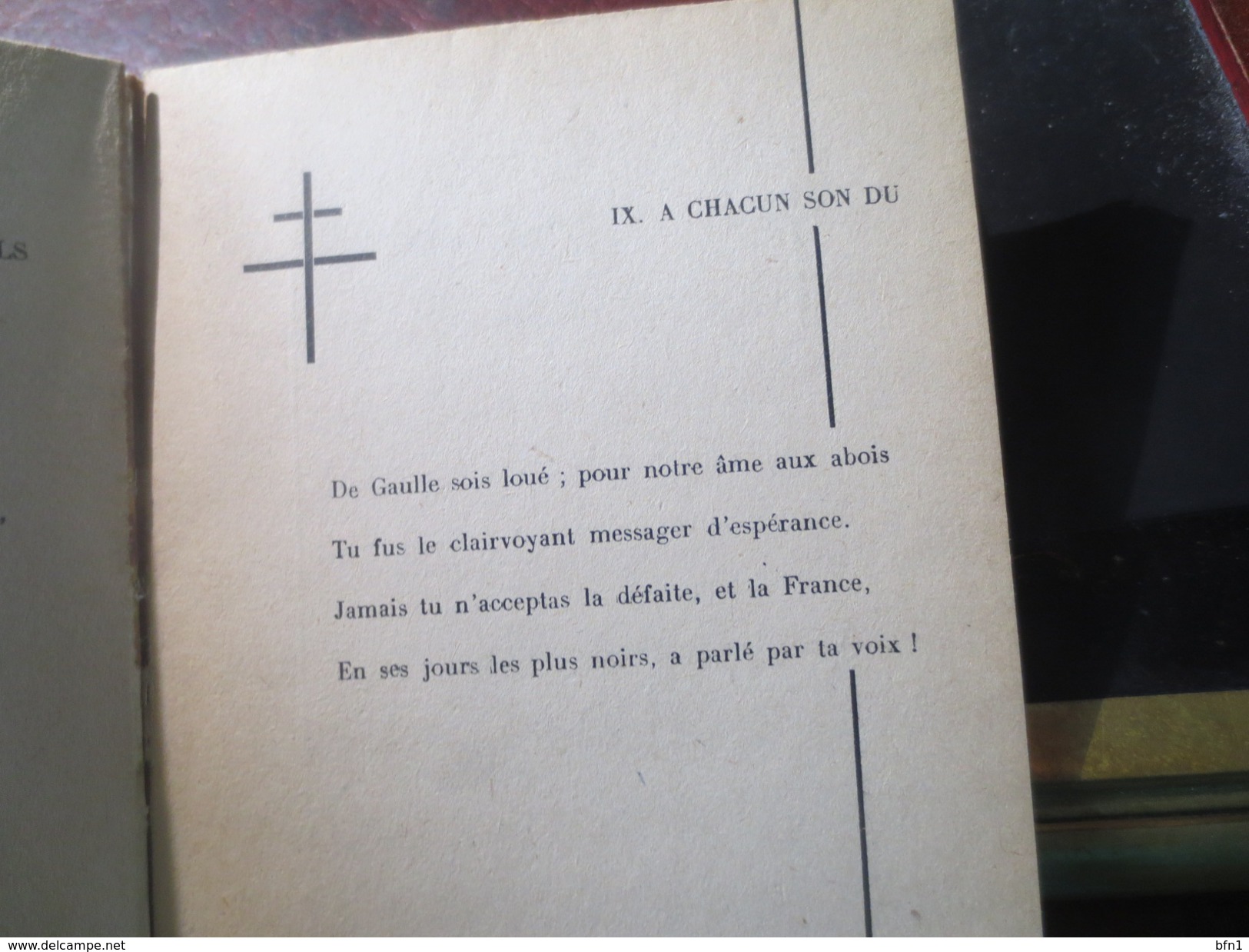 LES QUATRAINS DE LA RESISTANCE - JEAN VALEUR -1944 NON COUPE  - VOIR PHOTOS - Francese