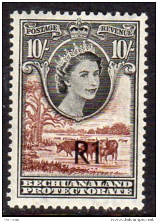 Bechuanaland QEII 1961 1r On 10/- Surcharge Definitive, Type II, Hinged Mint (BA2) - 1885-1964 Protectorat Du Bechuanaland