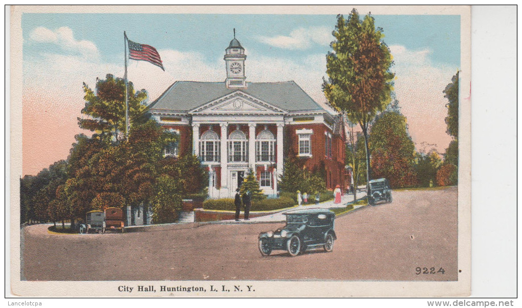 CITY HALL / HUNTINGTON - N.Y. - Long Island