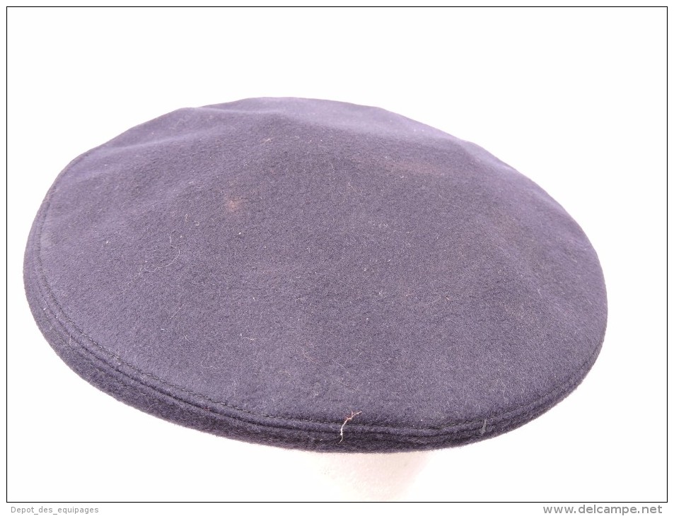 ANCIENNE CASQUETTE CAPITAINE  ARMEE de L'AIR - SUPERBE ETAT