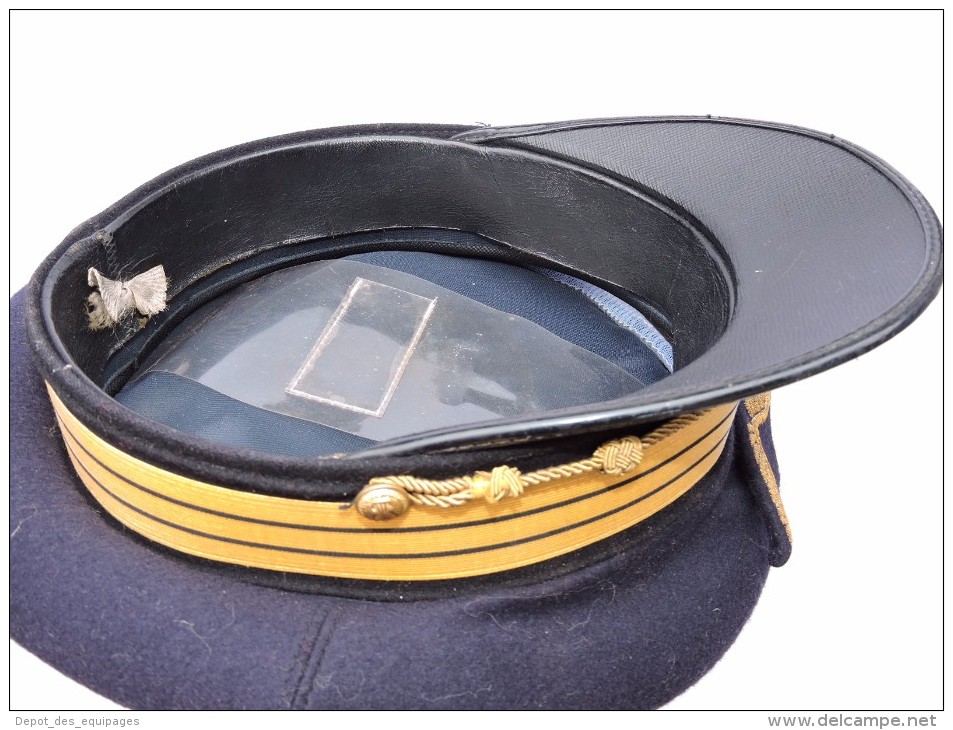 ANCIENNE CASQUETTE CAPITAINE  ARMEE de L'AIR - SUPERBE ETAT