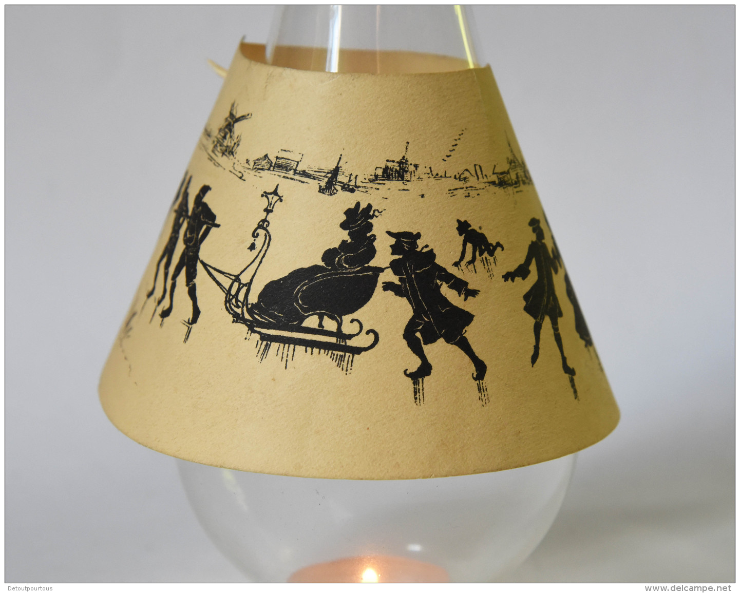 Ancien Jouet Optique Jeu Pré-cinéma Silhouette Abat Jour Pour Lampe Animation Scène Dessin Non Animé Patinage - Toy Memorabilia