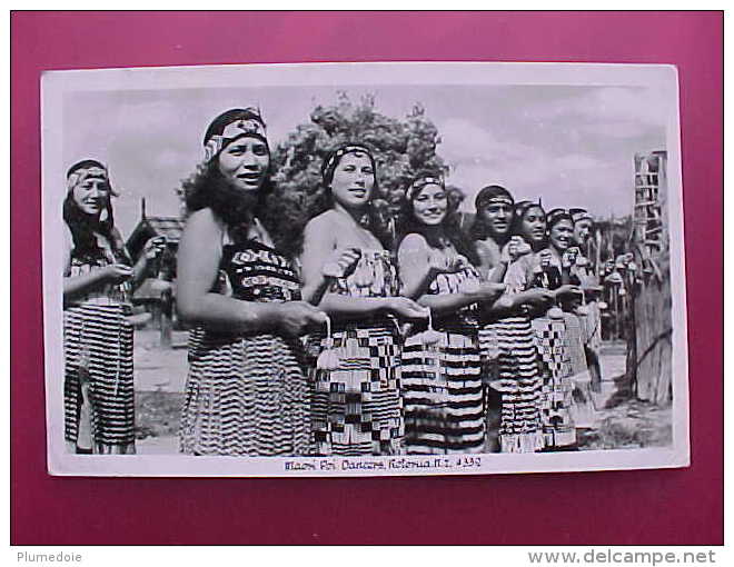 Cpa PHOTO FEMMES DANSEUSES Nouvelle Zélande, MAORI POI DANCERS , Women , NEW ZEALAND  Recto Verso Prix Fixe - Oceania