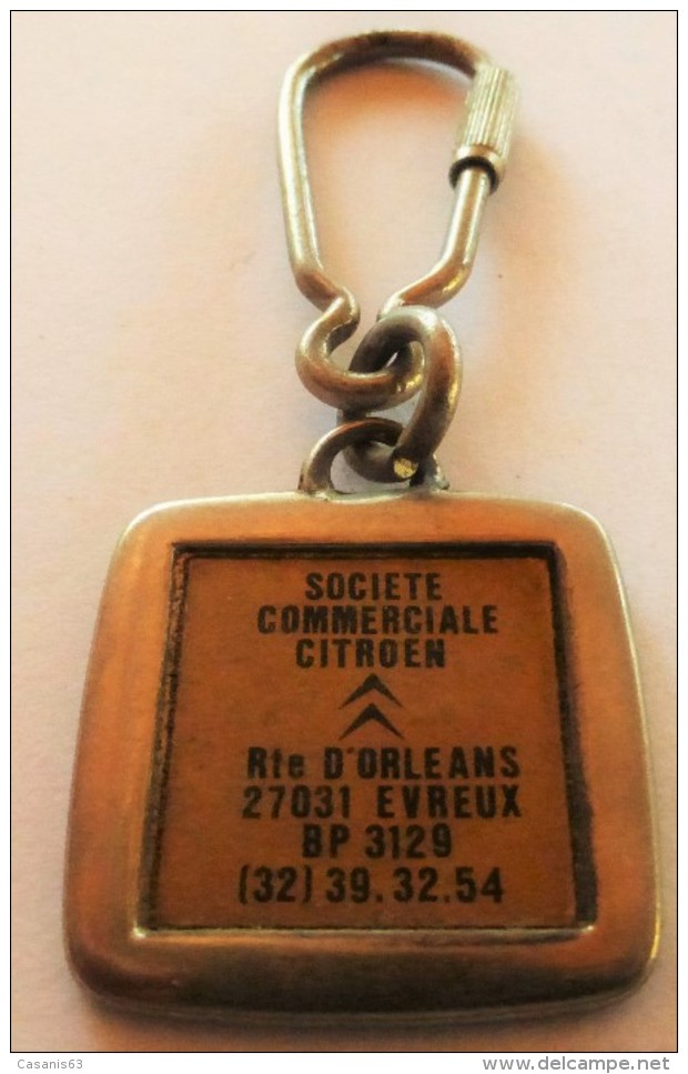 Porte  Clefs:   COTROEN - 1983 VRAOUM SUPERTONIQUE - SOCIETE COMMERCIALE CITROEN - Rte D' Orléans  27031 EVREUX - Porte-clefs