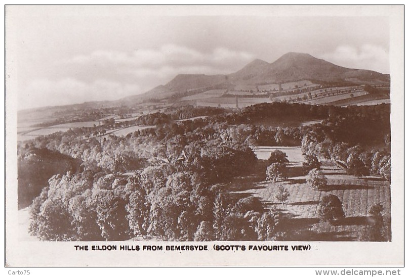 Royaume-Uni - Scotland - The Eildon Hills From Bemersyde - Roxburghshire