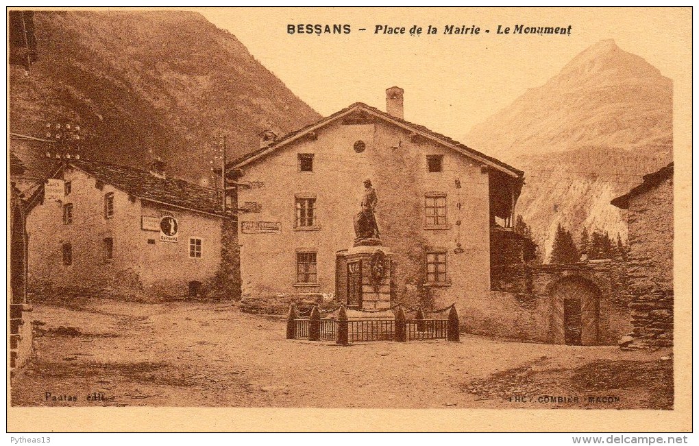 BESSANS  - Place De La Mairie - Le Monument - Autres & Non Classés