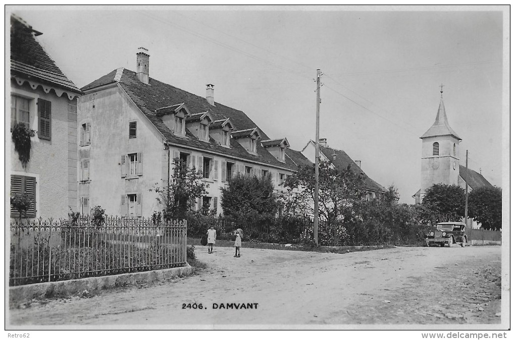 DAMVANT &#8594; Kinder Auf Der Dorfstrasse Und Einem Oldtimer Bei Der Kirche, Ca.1930 - Damvant