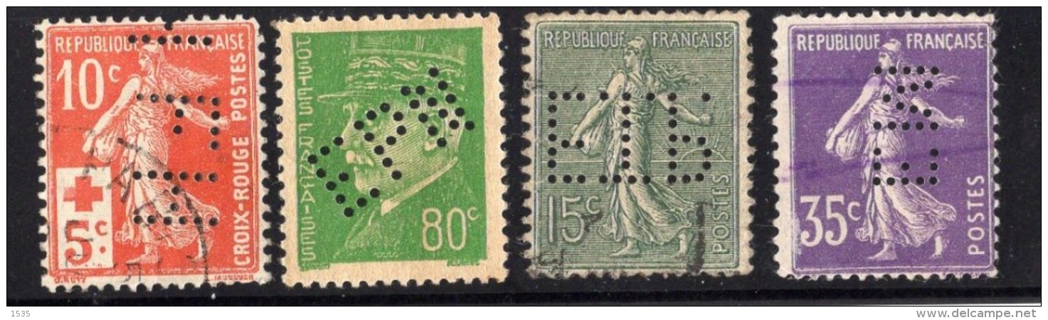 France,perfins, Lot De 4 Timbres Perforés, Voir 2 Scan. - Autres & Non Classés