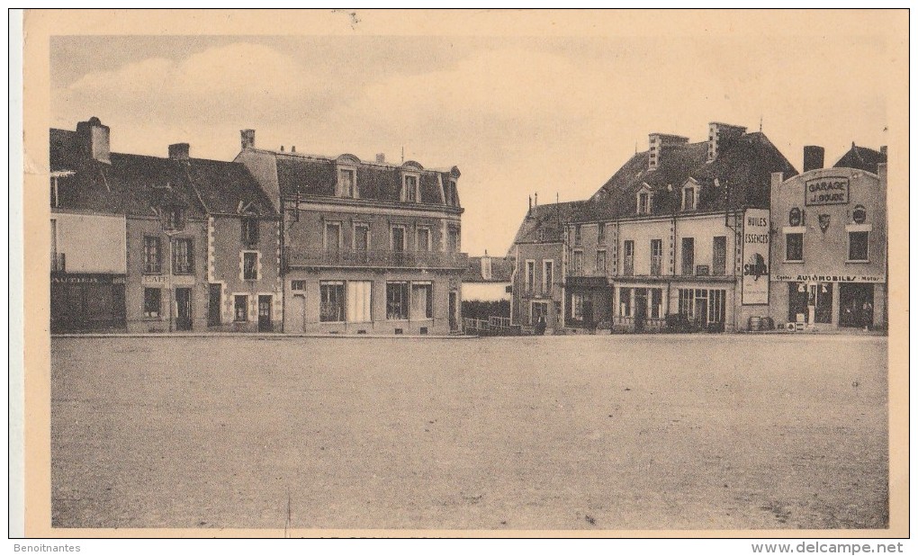 583/ 45 - 1 Carte - CPA - Le Grand Fougeray - Place De L'église - Autres & Non Classés