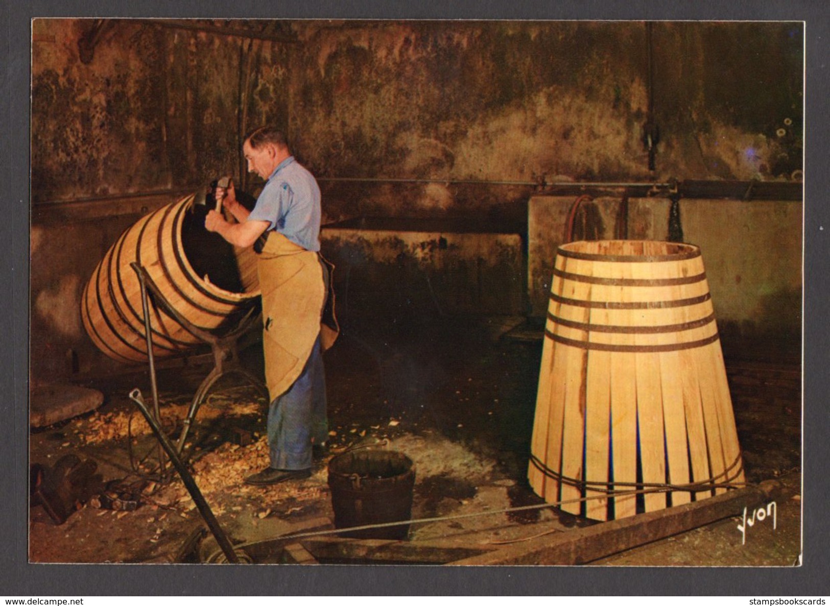 Barrel Making Hennessy Cognac Unused Postcard Paris - Other & Unclassified