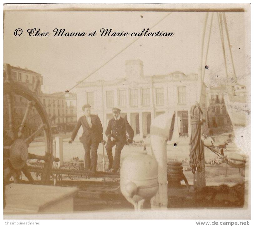 ALGERIE 1920 - BONE ANNABA - ARRIVEE AU PORT - SUR LE PONT - BATEAU NAVIRE - PHOTO 7 X 6 CM - Schiffe