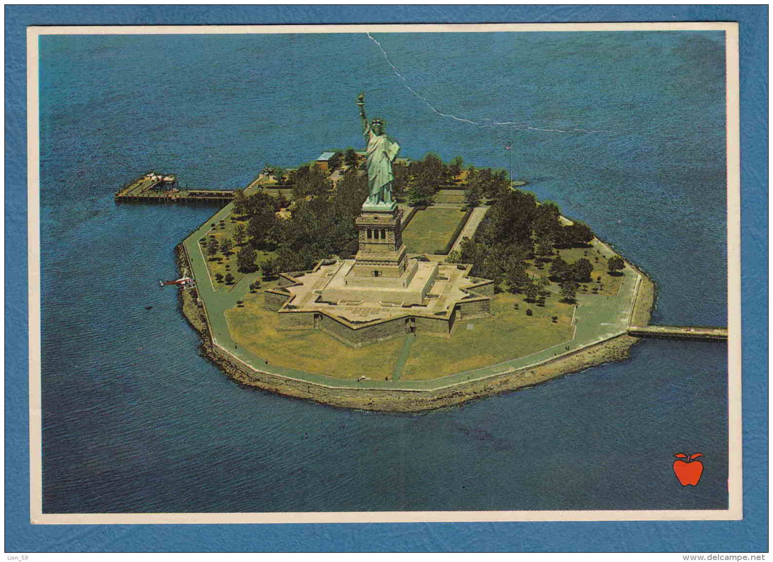 214752 / New York - STATUE OF LIBERTY , ISLAND , LOCATED IN UPPER NEW YORK BAY , IT ILLUMINATES , United States USA Etat - Staten Island