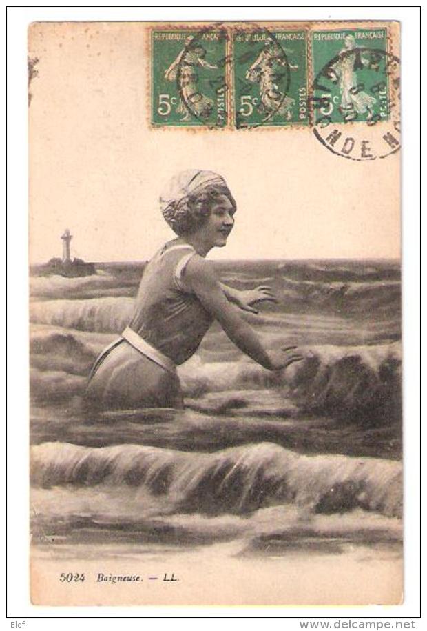 BAIGNEUSE , Jeune Femme En Maillot De Bain ; Phare; Arcachon, 1920, TB - Femmes