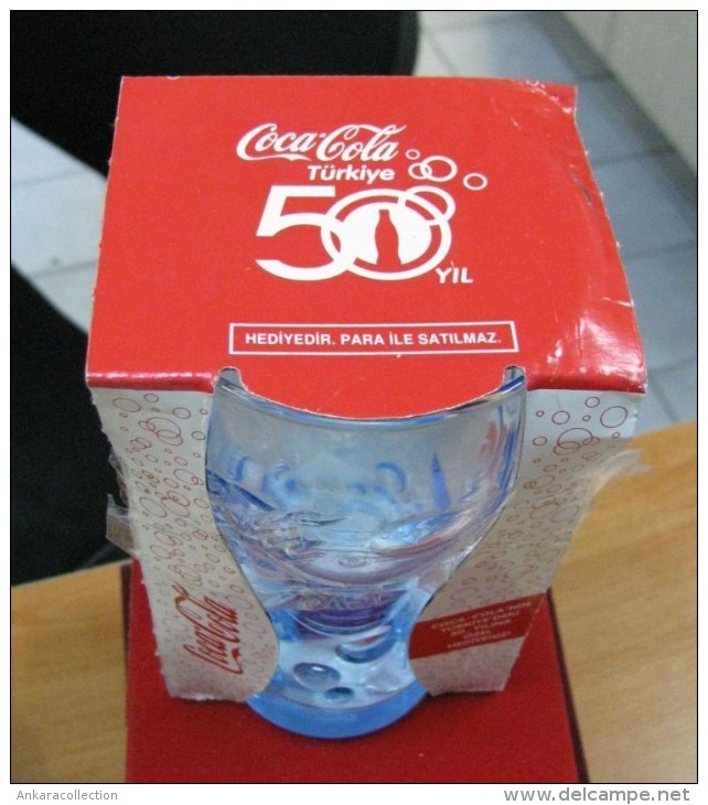 AC - COCA COLA 50TH YEAR IN TURKEY BUBLE FIGURED BLUE GLASS FROM TURKEY - Tasses, Gobelets, Verres