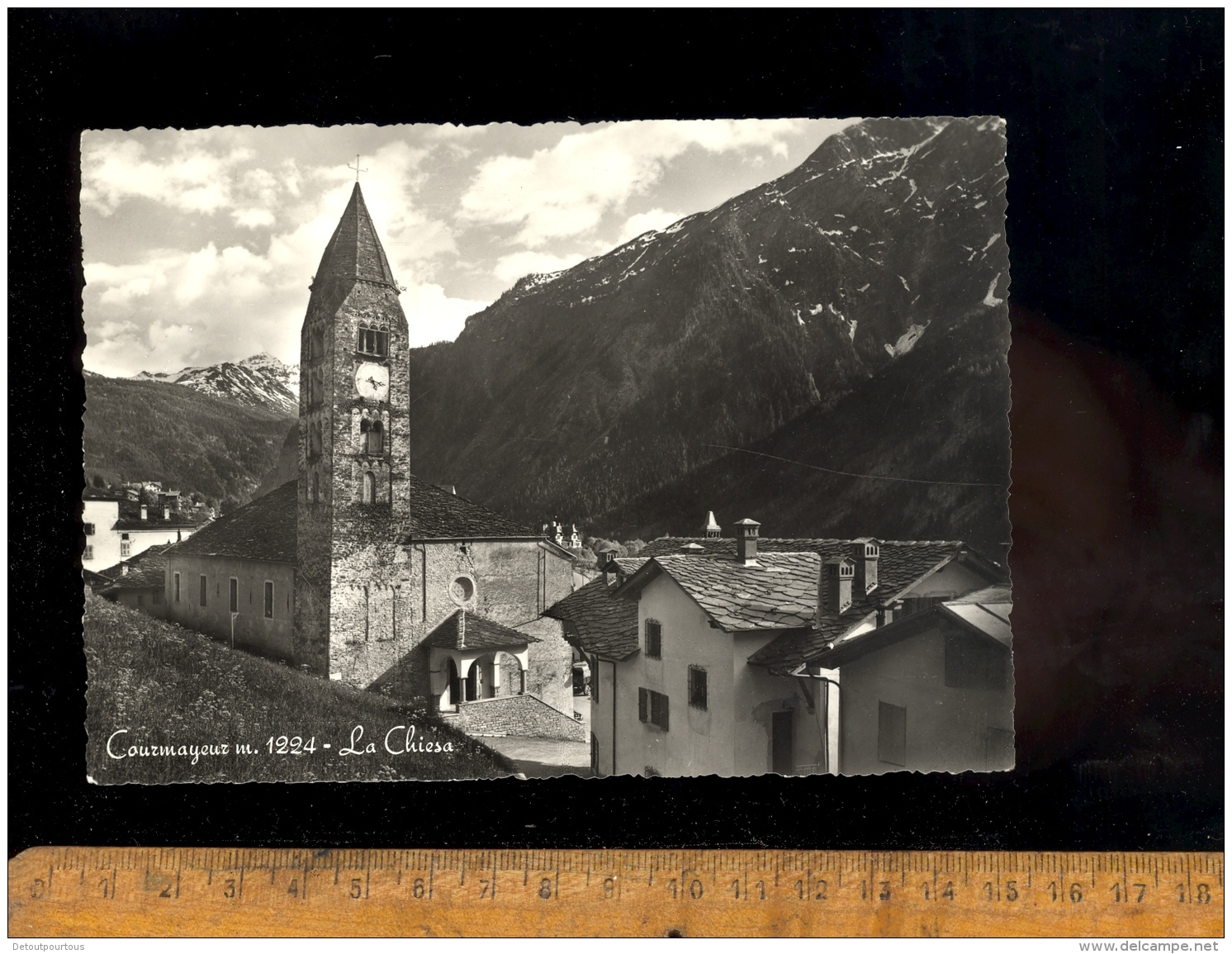 COURMAYEUR : L'église La Chiesa   1961 - Altri & Non Classificati