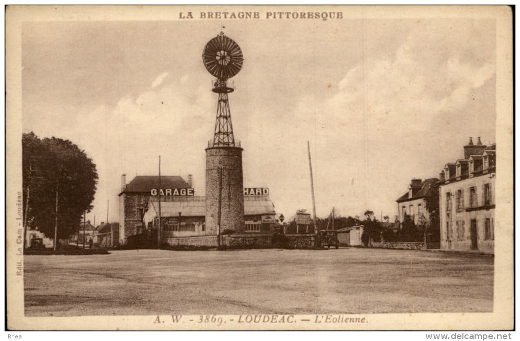 EOLIENNES - LOUDEAC - Châteaux D'eau & éoliennes