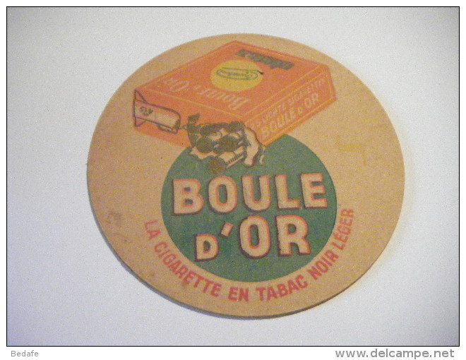 SOUS BOCKS ANNEE 1930   CIGARETTES BOULE D'OR EN TABAC NOIR LEGER - Sous-bocks