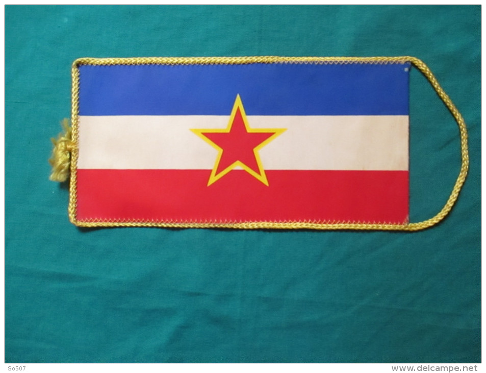 Small Flag -  S.F.R.J.  Socialist Federal Republic Of Yugoslavia 11x22 Cm - Flaggen