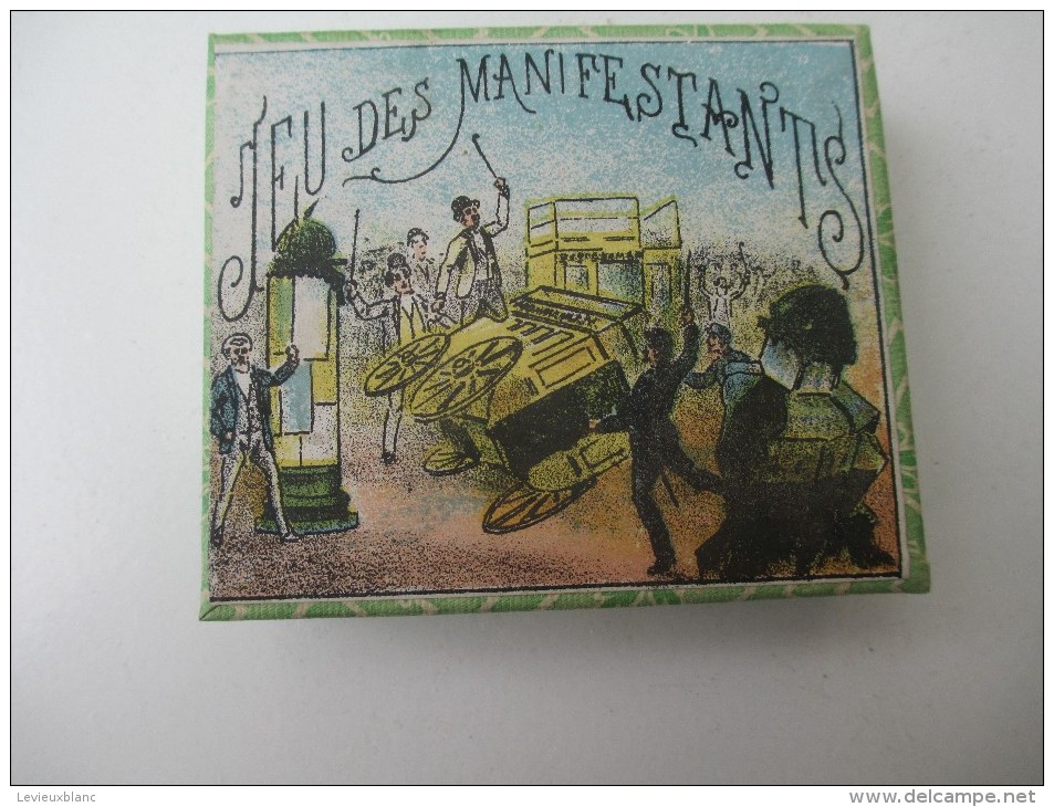 Jeu Ancien/"Jeux Des Manifestants"/Jeu De Société /Avec Tapis De Papier, Et Régle Du Jeu/ Vers 1880-1900 JE147 - Autres & Non Classés