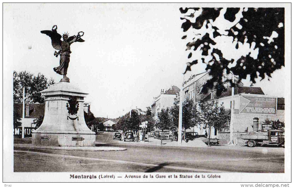 CPA  Montargis  Avenue De La Gare - Montargis