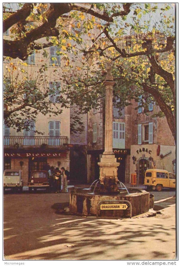 BARGEMON - Fontaine Place Philippe Chauvier - Bargemon