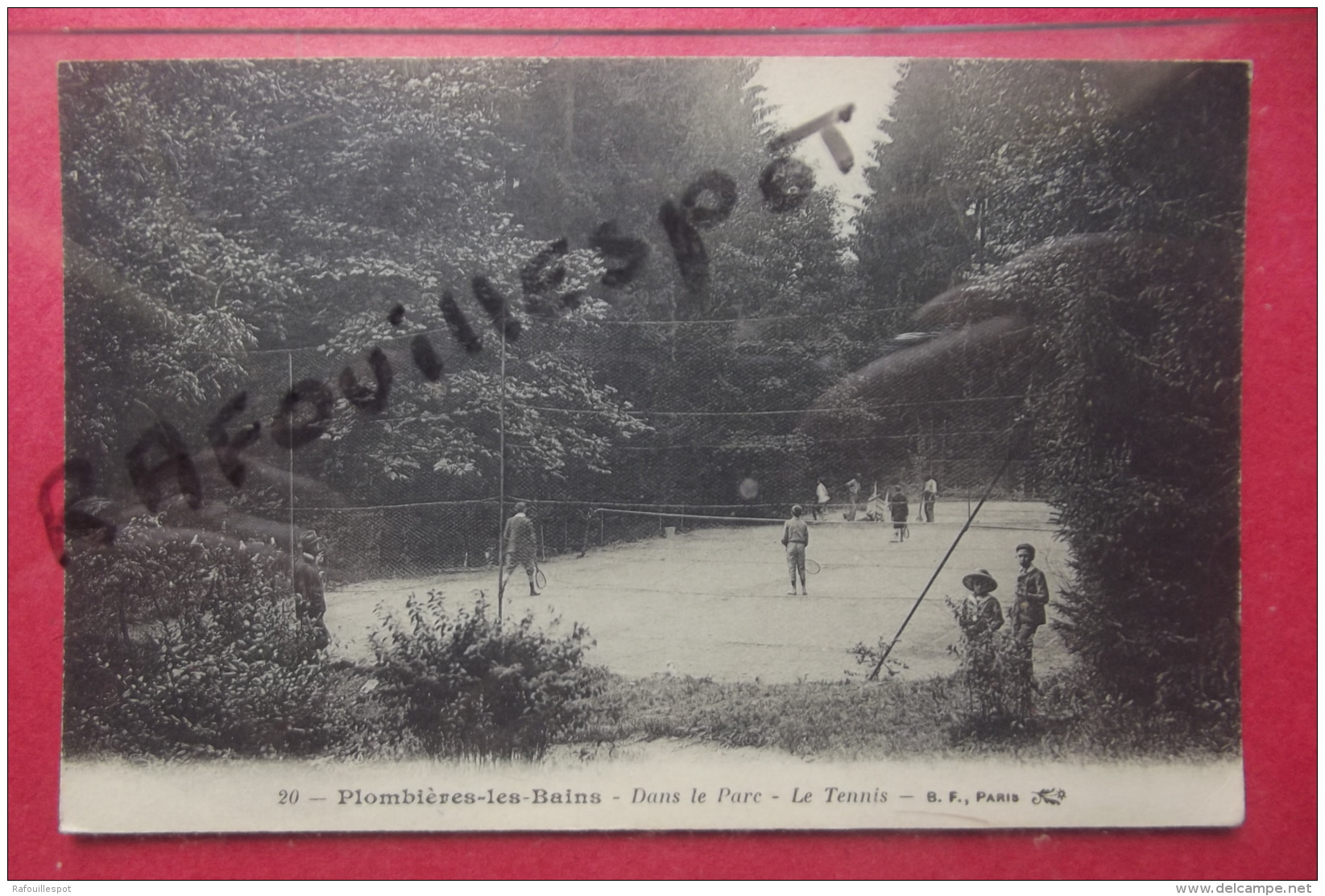 Cp Plombieres Les Bains Dans Le Parc Le Tennis - Tennis