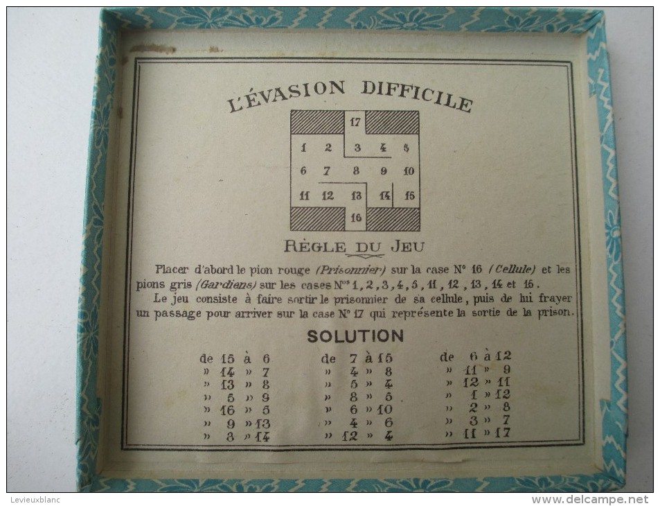 Jeu Ancien/"L'Evasion Difficile"/Jeu De Société /Tapisde Fond De Boite, 11 Pions Et Régle Du Jeu/ Vers 1880-1900   JE145 - Autres & Non Classés