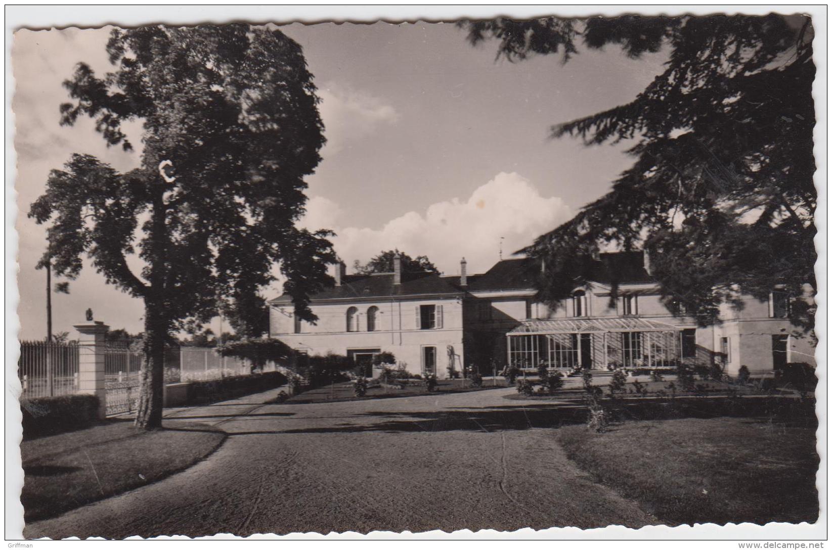 BEAUMONT EN VERON FONDATION GREBAN DE PONTOURNY LA COUR D'HONNEUR PHOTO CARTE NEUVE - Autres & Non Classés