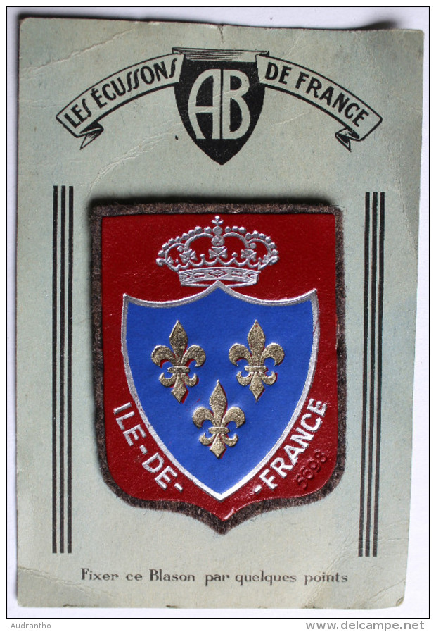 écusson Blason AB Cuir Sur Feutrine Ile De France N°5698 - Scudetti In Tela