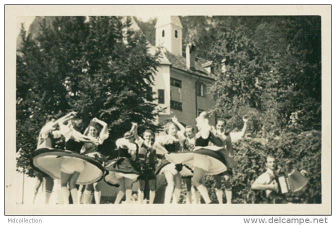 AT TYROL DIVERS / Des Femmes En Train De Danser / - Sonstige & Ohne Zuordnung