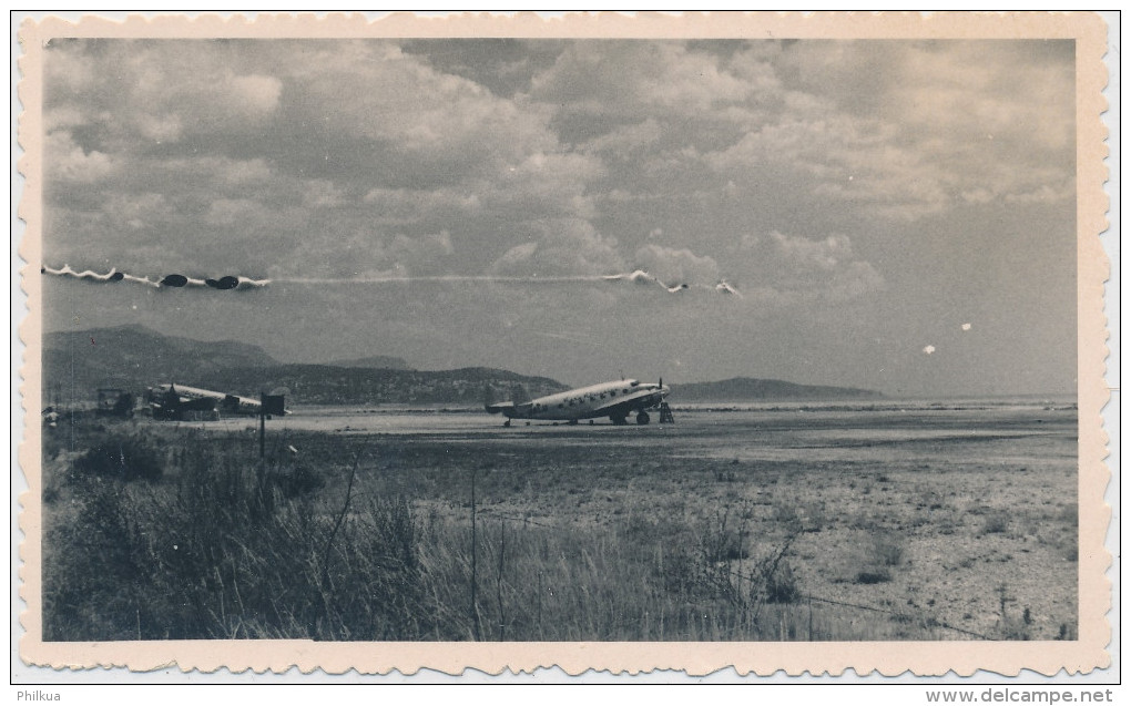 Photo Von Flugzeug Aus Den 50er Jahren - Photographie