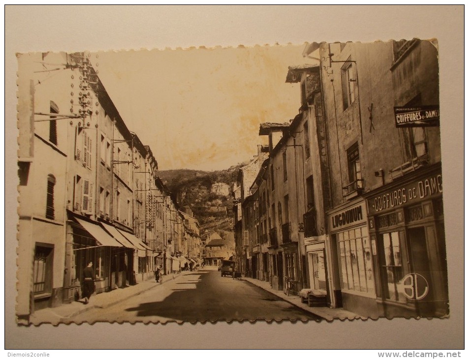 Carte Postale - CREMIEU (38) - Rue Du Lieutenant Colonel BEL  (94A) - Crémieu