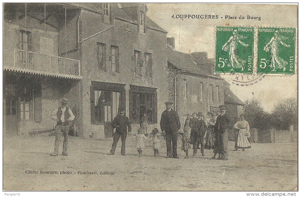 LOUPFOUGERES.  Place Du Bourg. - Other & Unclassified