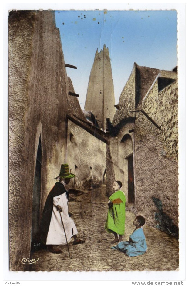 Algérie--Paysage Du M'ZAB-1959--La Rue De La Moquée (animée) ,cpsm 14 X 9 N°346 éd Combier--écrite De Hassi-Messaoud - Autres & Non Classés