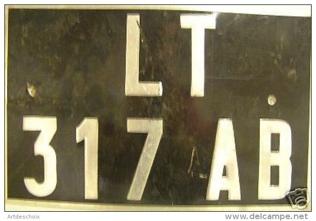 AUTHENTIQUE PLAQUE IMMATRICULATION DE VOITURE DU CAMEROUN - Plaques D'immatriculation