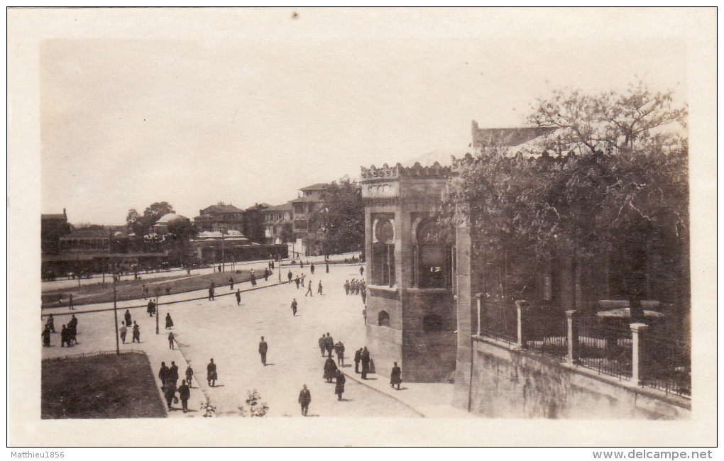 Photo Aout 1919 CONSTANTINOPLE (Istambul) - Place Du Palais Du Séraskiérat (A150) - Turquie